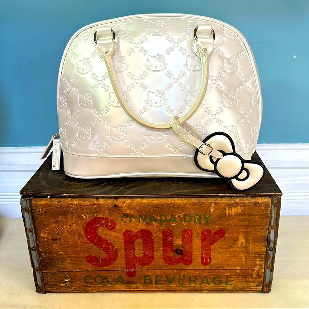 Hello Kitty Pearl Loungefly Designer Tote